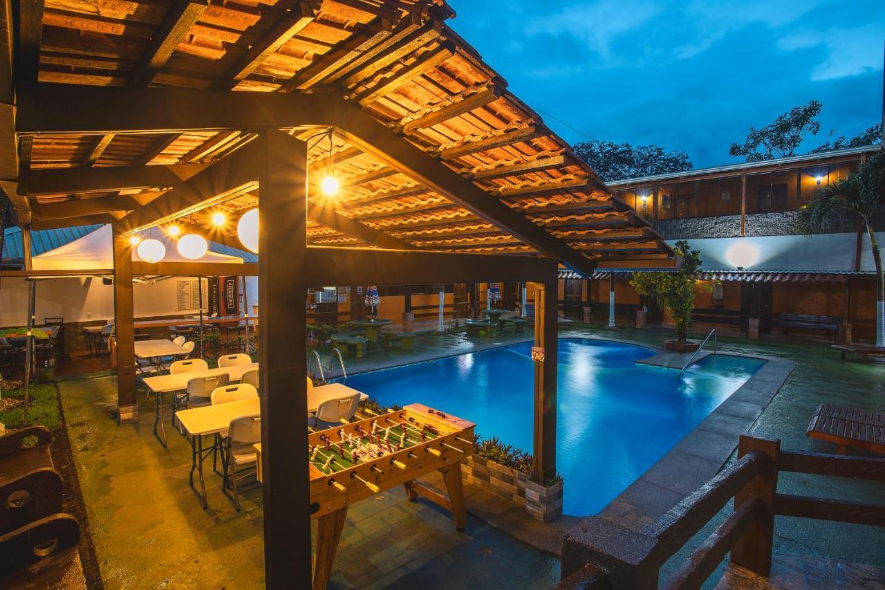 Hotel La Hacienda Quesada  Exterior foto